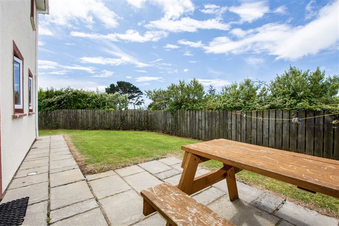 24 Seacliff, Dunmore East, Waterford, Co. Waterford