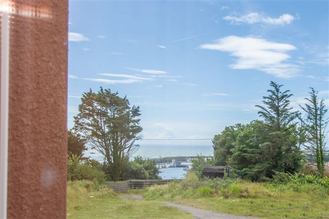 24 Seacliff, Dunmore East, Waterford, Co. Waterford