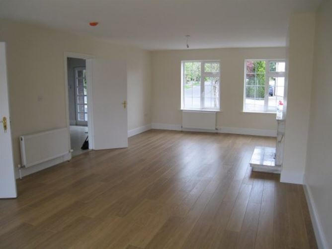 14 Glenageary Woods, Glenageary, Co. Dublin