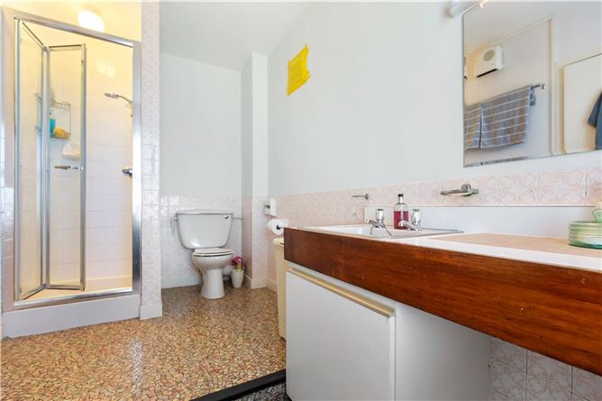 Apt. 4, Killiney Towers, Killiney, Co. Dublin