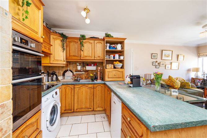 7 Warren Court, Warrenhouse Road, Baldoyle, Dublin 13