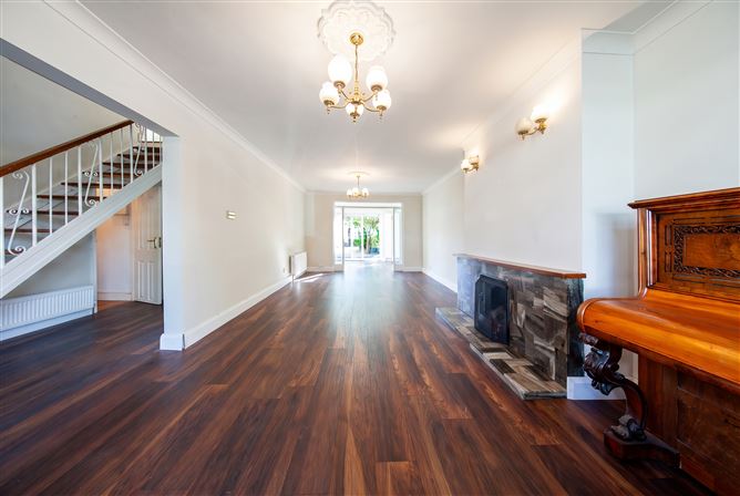 Photo 4 of 33 — 2 Carrick Court, Portmarnock, Dublin