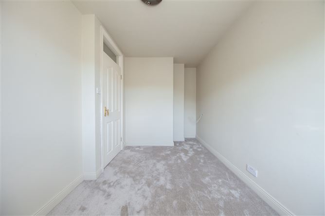 Photo 30 of 33 — 2 Carrick Court, Portmarnock, Dublin