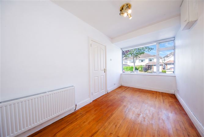 Photo 15 of 33 — 2 Carrick Court, Portmarnock, Dublin