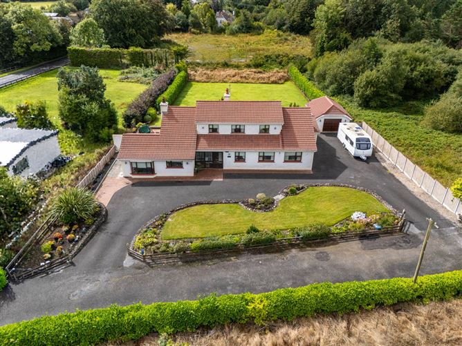 TOGHER HOUSE, HODSON BAY, ATHLONE, CO. WESTMEATH