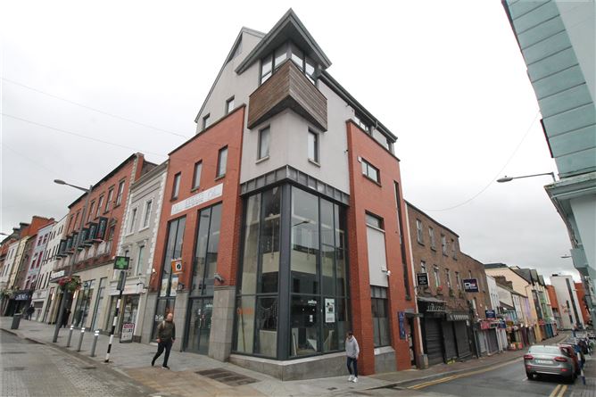 11 La, 24/25 West Street, Drogheda, Co. Louth