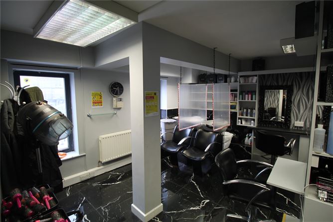 11 La, 24/25 West Street, Drogheda, Co. Louth
