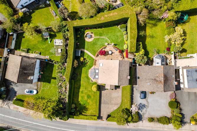 Aileach, 4 Kilgobbin Road, Stepaside, Dublin 18