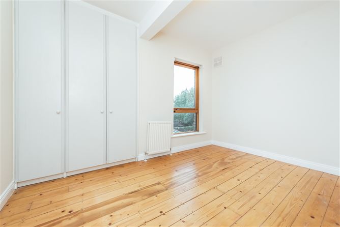 18 Shrewsbury Park, Ballsbridge, Dublin 4