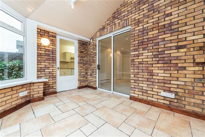 18 Shrewsbury Park, Ballsbridge, Dublin 4
