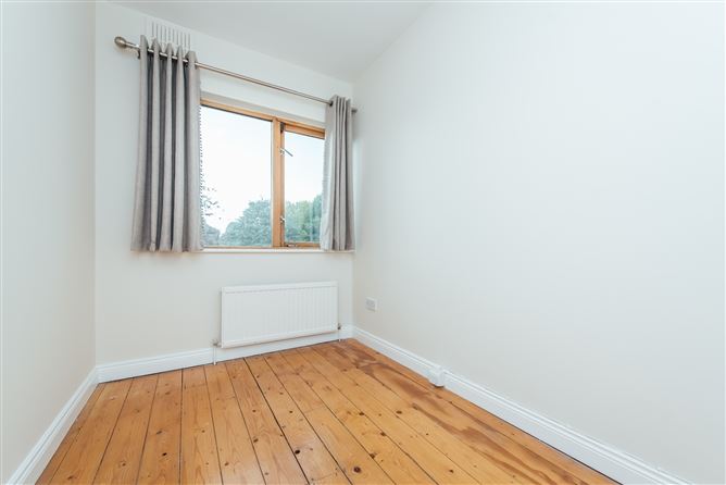 18 Shrewsbury Park, Ballsbridge, Dublin 4