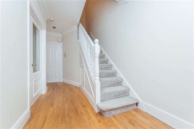 18 Shrewsbury Park, Ballsbridge, Dublin 4