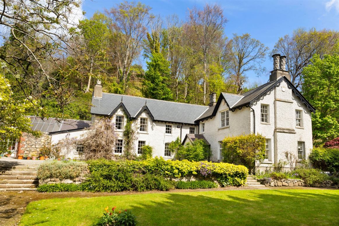 Glenbrook House and Mews, Enniskerry, Co. Wicklow