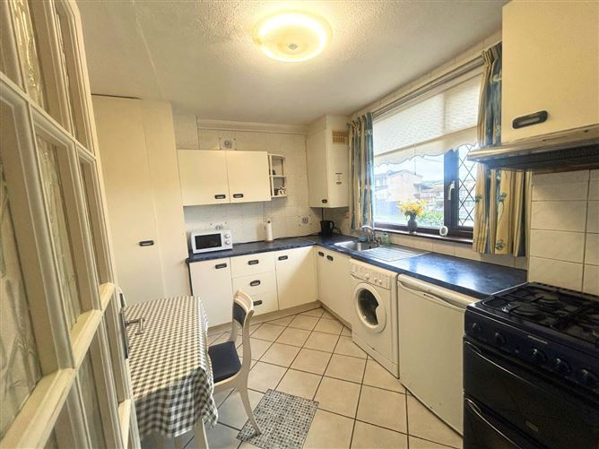 33 Seminary Walk, Farranree, Cork