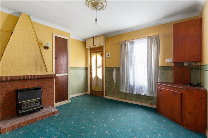 24 Rialto Cottages, Rialto, Dublin 8.