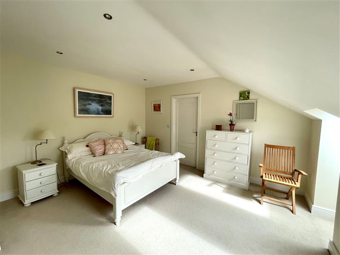 3 Radharc Na Mara, Tralee, Kerry