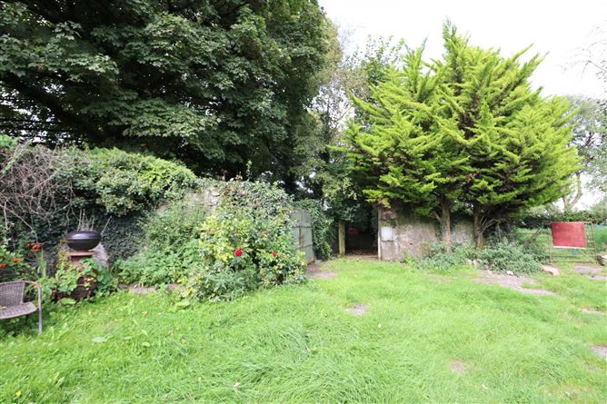 The Old Farmhouse`, Carrigeen, Craughwell, County Galway