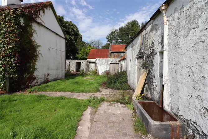 The Old Farmhouse`, Carrigeen, Craughwell, County Galway