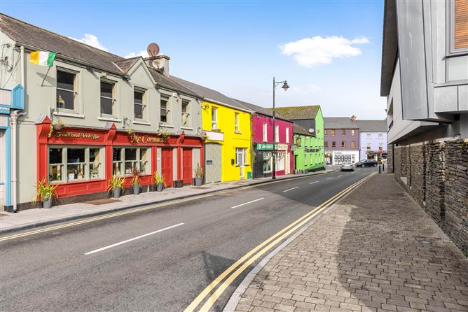McCormacks Pub, Castle Street, Trim, Co. Meath