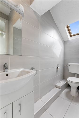 5 Apartments, 1-5 Emmet Court, Emmet Road, Dublin 8