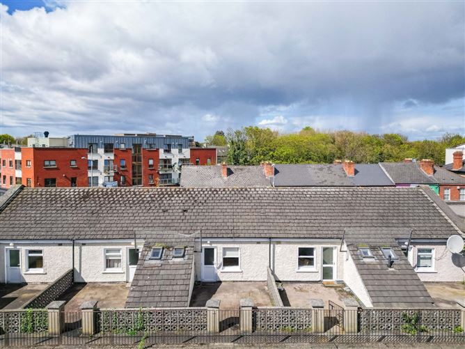 5 Apartments, 1-5 Emmet Court, Emmet Road, Dublin 8