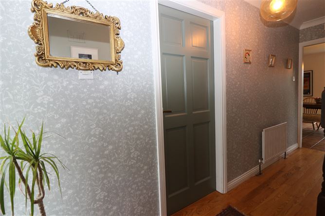 17 Caislean Oir, Athenry, Galway