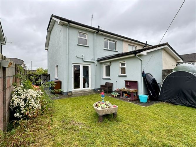 17 Caislean Oir, Athenry, Galway