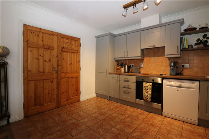 17 Caislean Oir, Athenry, Galway