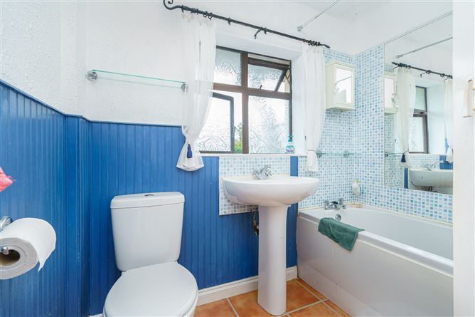 8 St Margaret's Road, Malahide, County Dublin