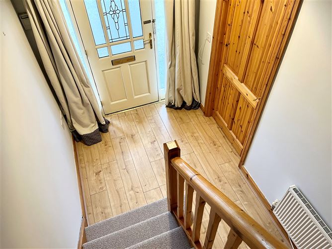 77 Highfield Manor, Crossneen, Carlow, Co. Carlow