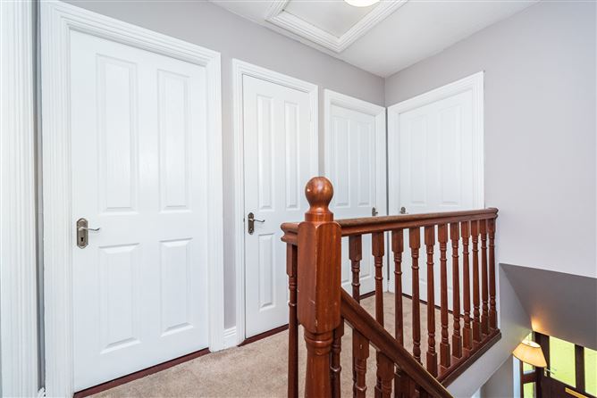 https://photos-a.propertyimages.ie/media/9/4/4/4914449/3ca093ed-dde4-4999-b4ad-2b8d6908f1a1_l.jpg