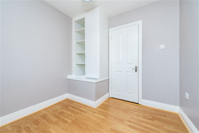 https://photos-a.propertyimages.ie/media/9/4/4/4914449/3ca093ed-dde4-4999-b4ad-2b8d6908f1a1_l.jpg