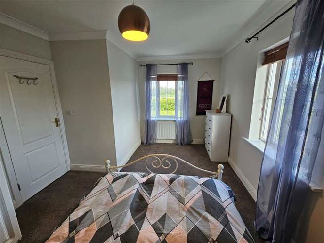 Photo 26 of 39 — 29 Mount Garrett Rise, Tyrrelstown, Dublin 15