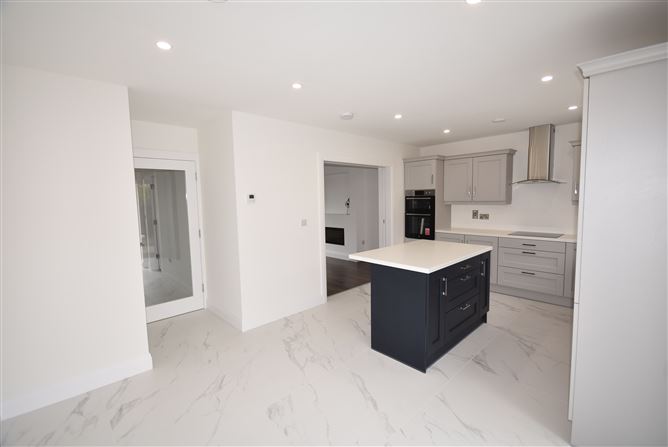 5 Glen Park, Letterkenny, Donegal