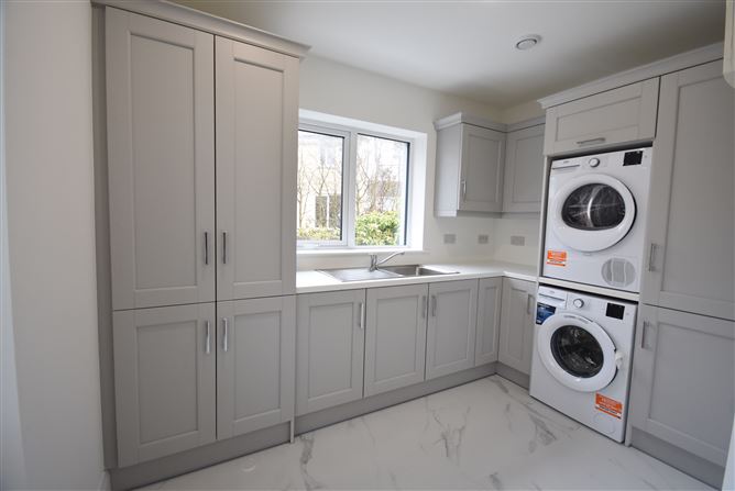 5 Glen Park, Letterkenny, Donegal