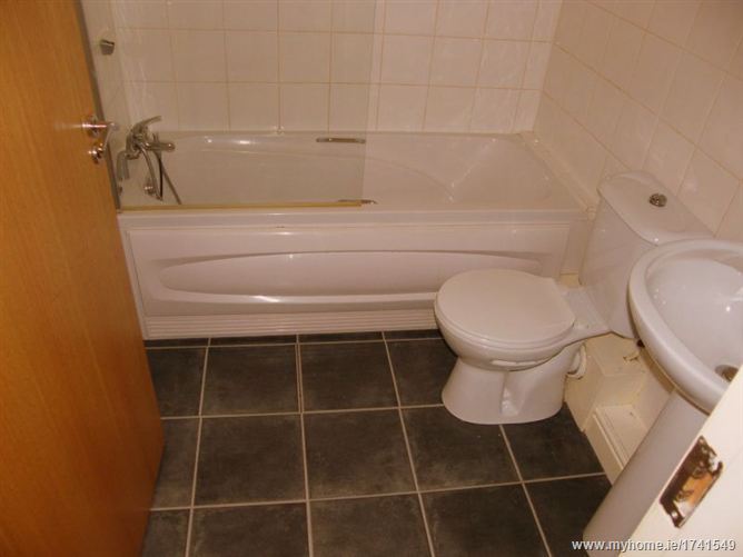 Photo 7 of 8 — 13 Seagrave Close, Finglas,  Dublin 11