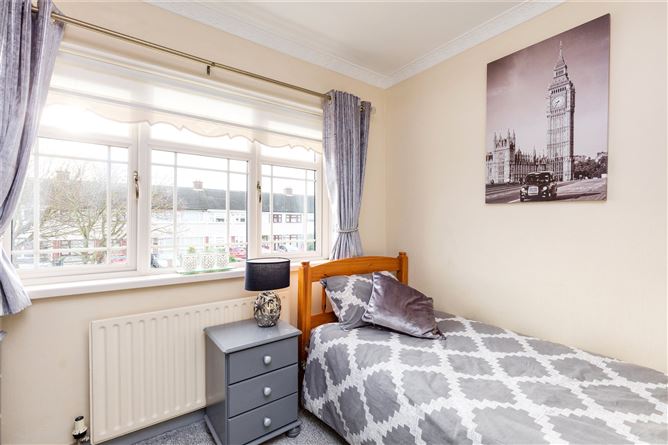 13 Rathvale Park, Ayrfield, Dublin 13