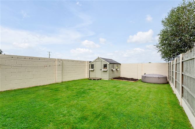 7 The Close, Annaville, Clonard, Meath