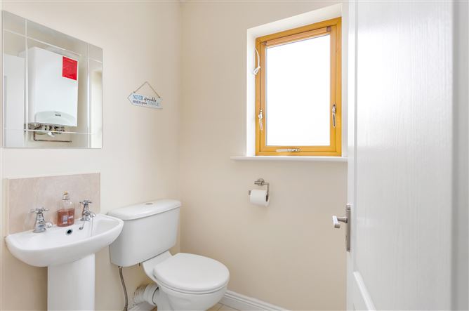 7 The Close, Annaville, Clonard, Meath