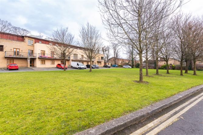 No 9 All Hallows Green, Drumcondra , Drumcondra, Dublin 9