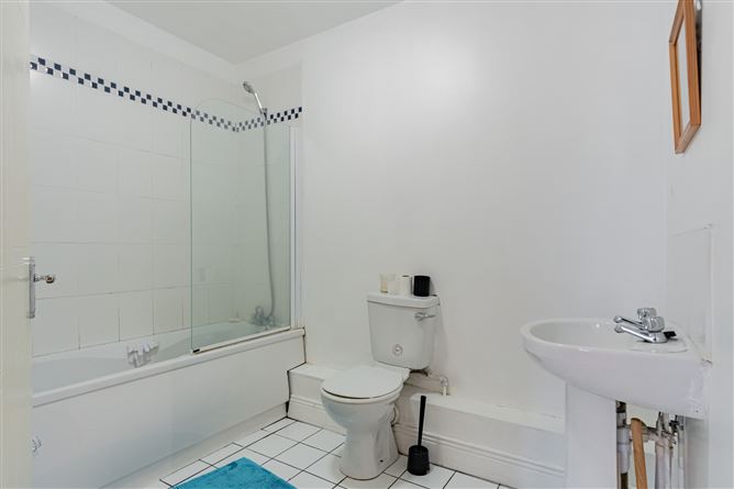 Apartment 33 Premier Square, Dublin 11, Dublin