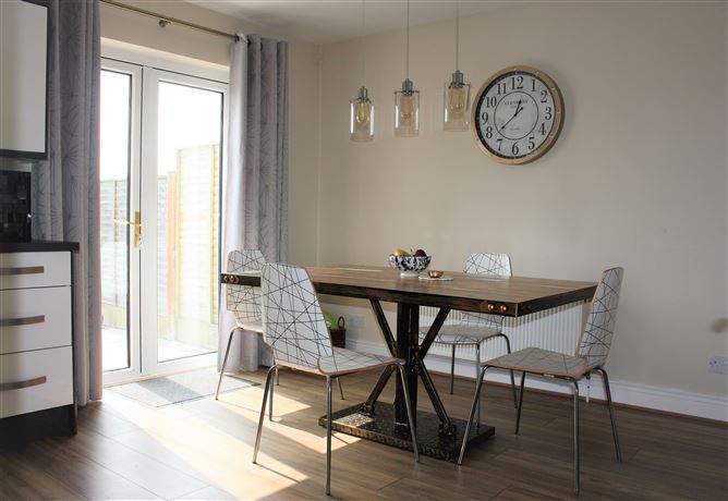 21 The Crescent Oranhill, Oranmore, Galway