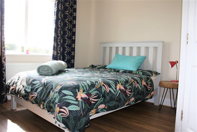 21 The Crescent Oranhill, Oranmore, Galway