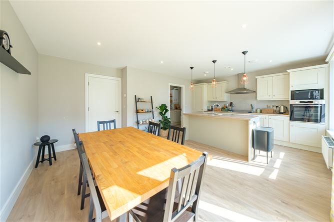 8 Cluain Adain Green, Clonmagaddan, Navan, Meath