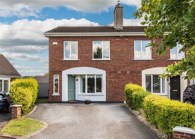 https://photos-a.propertyimages.ie/media/9/4/5/4946549/bc8ce61c-283b-4ced-919c-003fdba26a87_l.jpg