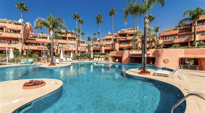 {name:Malaga, codeiso:MA}, Estepona, Estepona East, Cabo Bermejo, Spain - COSTA-01179P