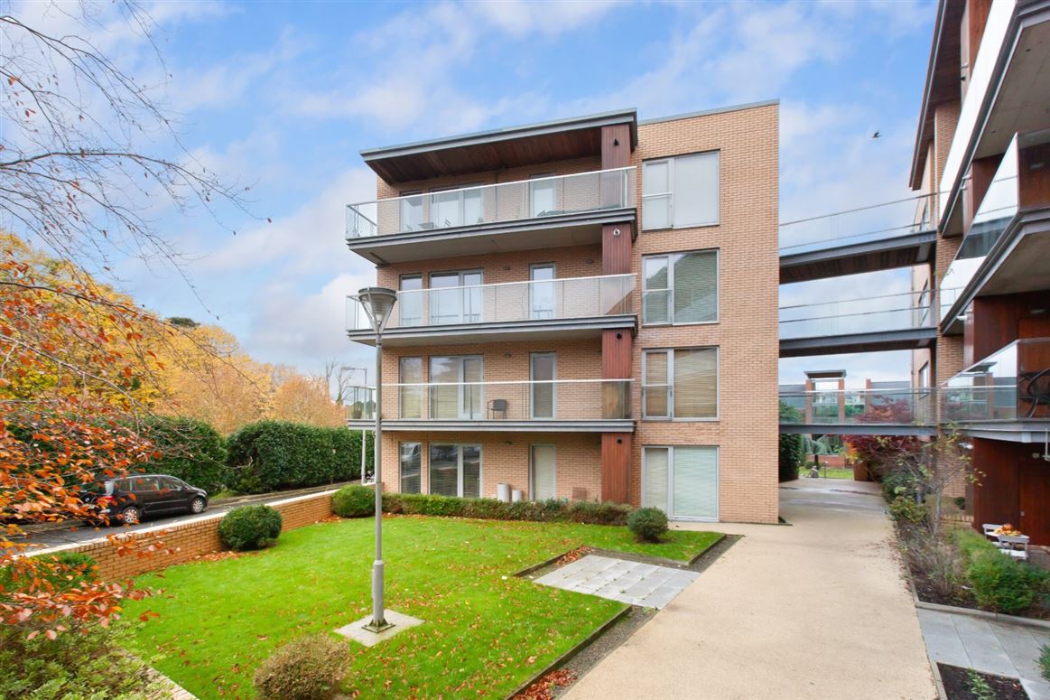 14 Cedarhurst Road, Phoenix Park Racecourse, Castleknock, Dublin 15