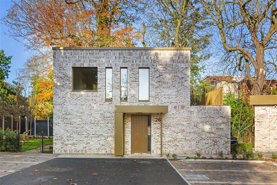 26 Woodlands Grove, Blackrock, County Dublin