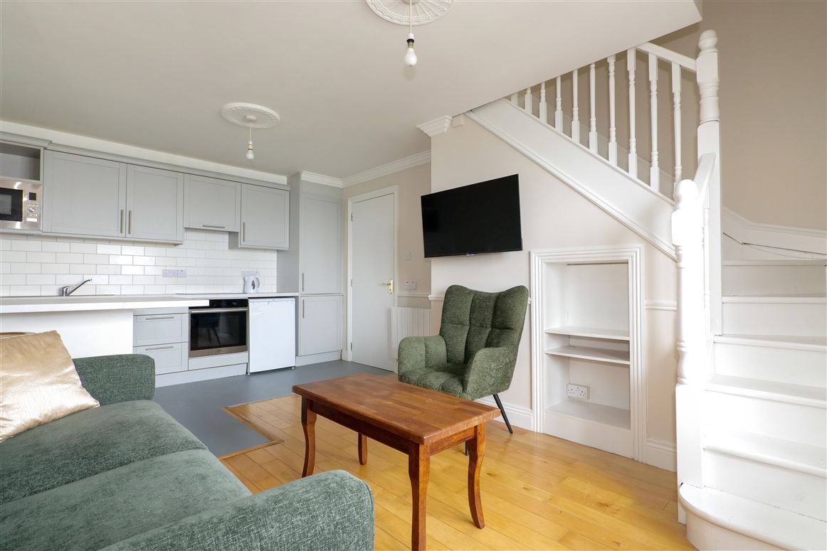 11 Bayview Court, Lough Atalia Road, Galway City 11 Bayview Court, Lough Atalia Road, Galway City