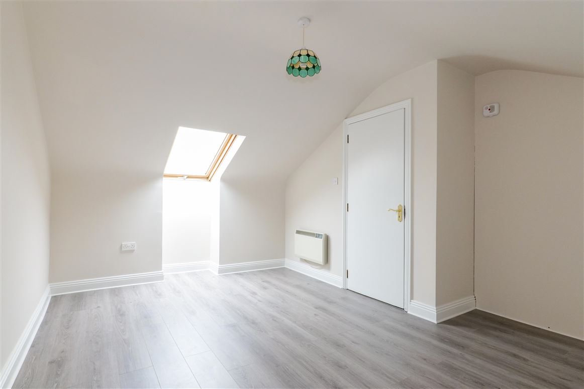11 Bayview Court, Lough Atalia Road, Galway City 11 Bayview Court, Lough Atalia Road, Galway City